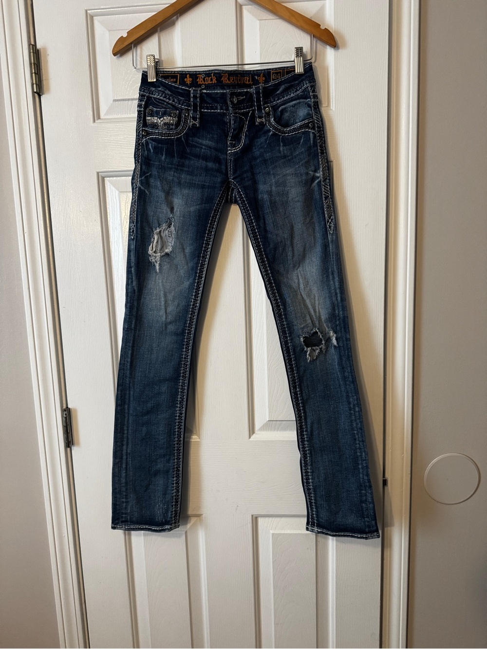 Rock Revival Lanlan Straight Low Rise Jeans Size 24 Distressed Rhinestone